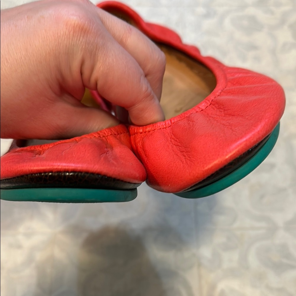 Limited edition poppy Tieks Ballet Flats - Picture 4 of 6